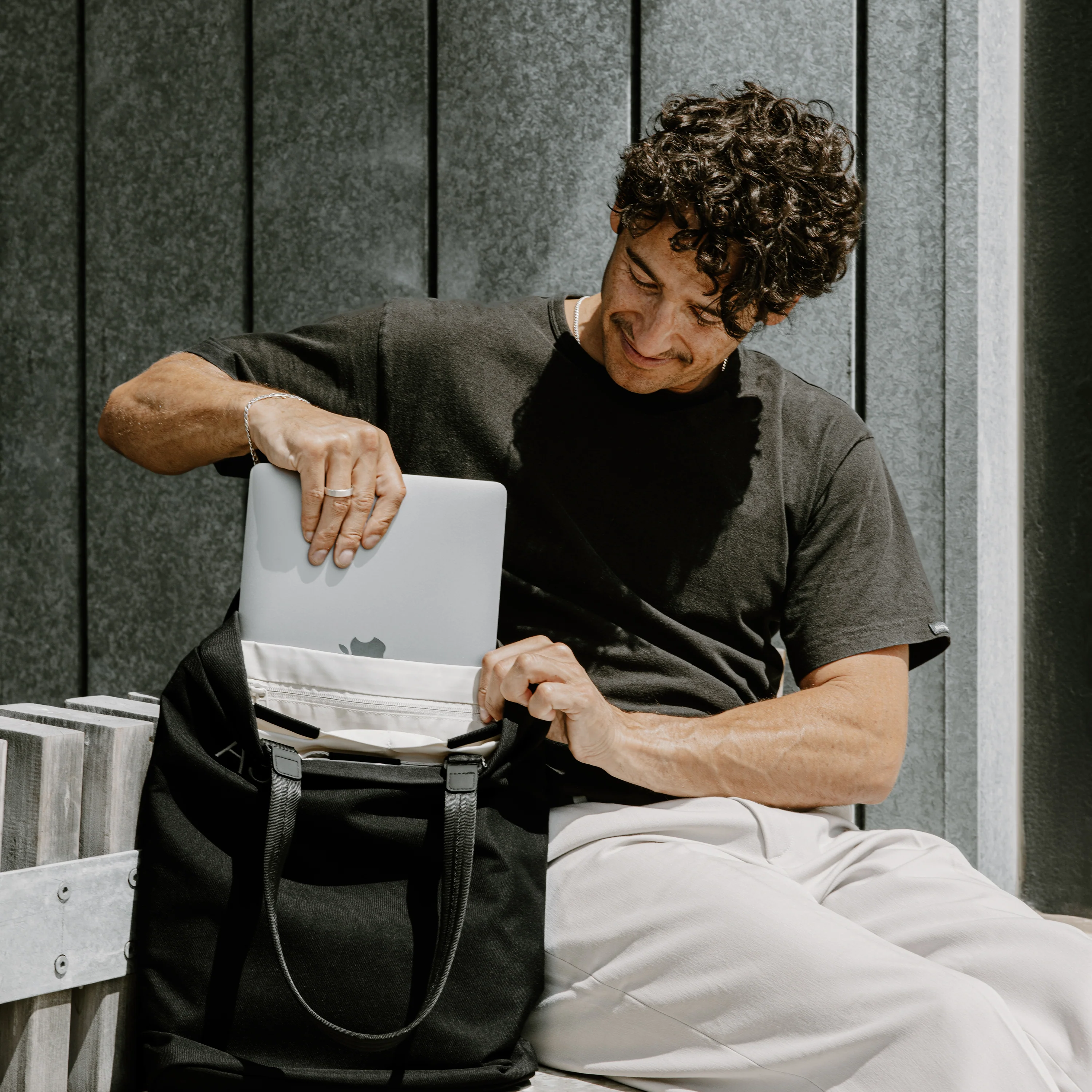 A3 Daily Tote - Image 15