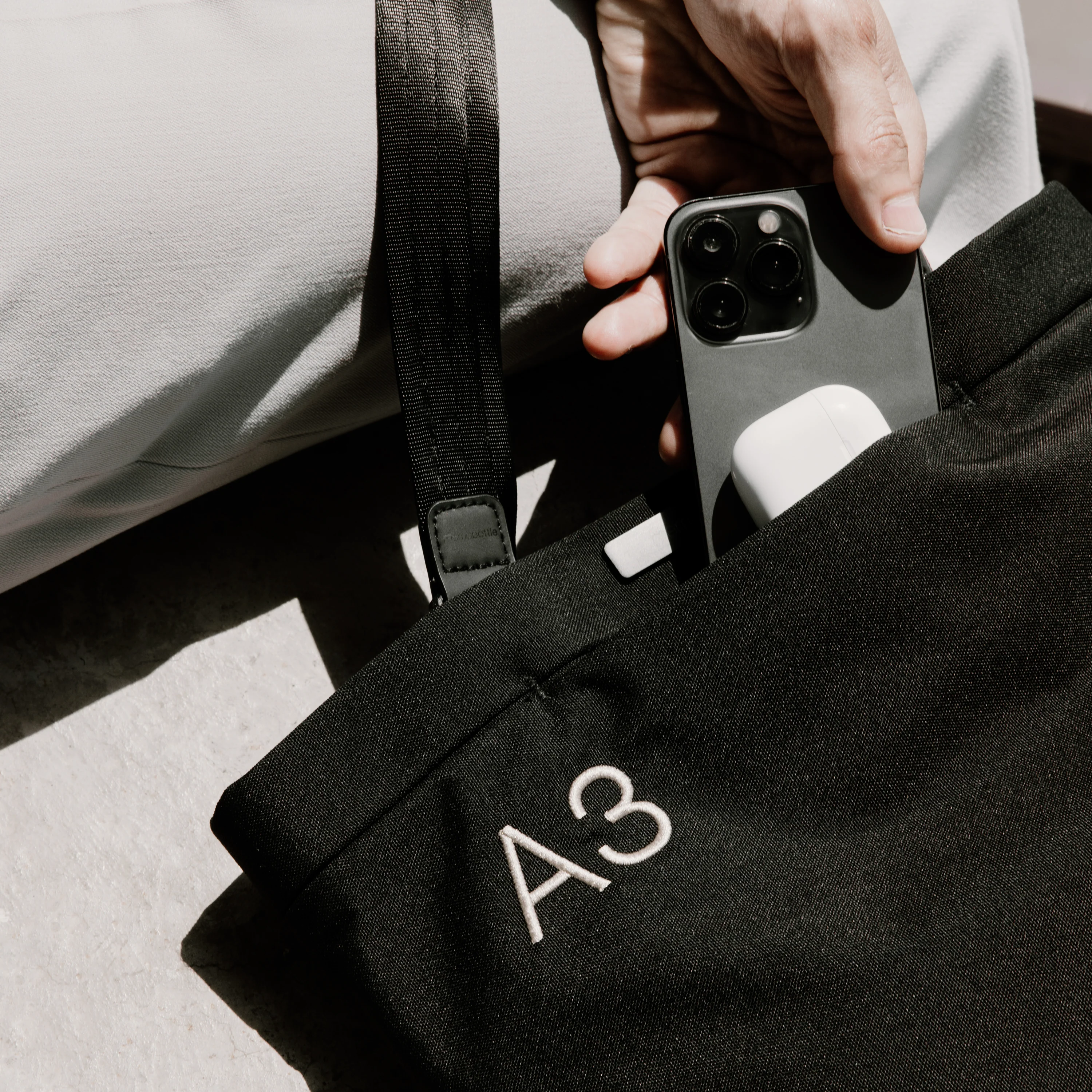 A3 Daily Tote - Image 16