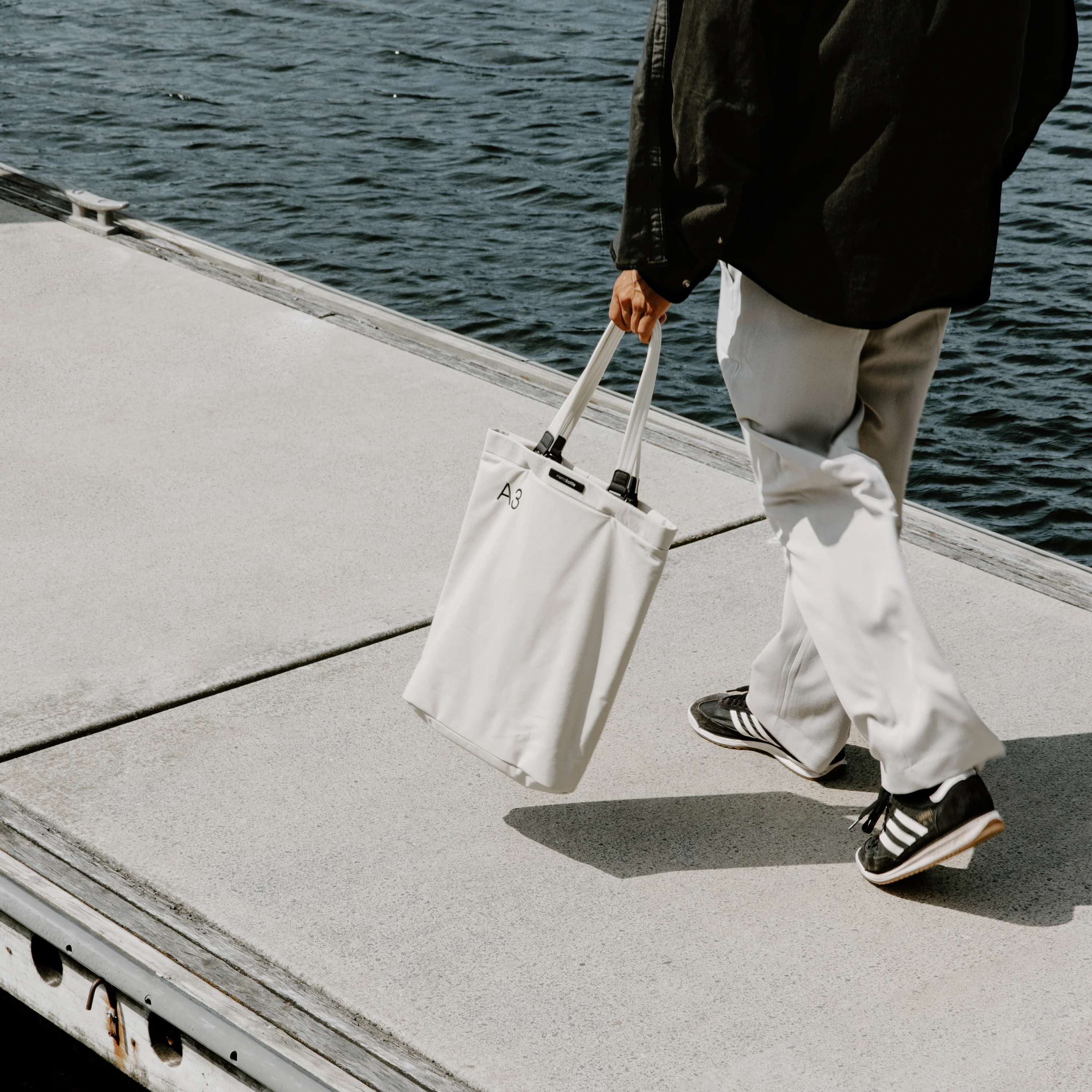 A3 Daily Tote - Image 20