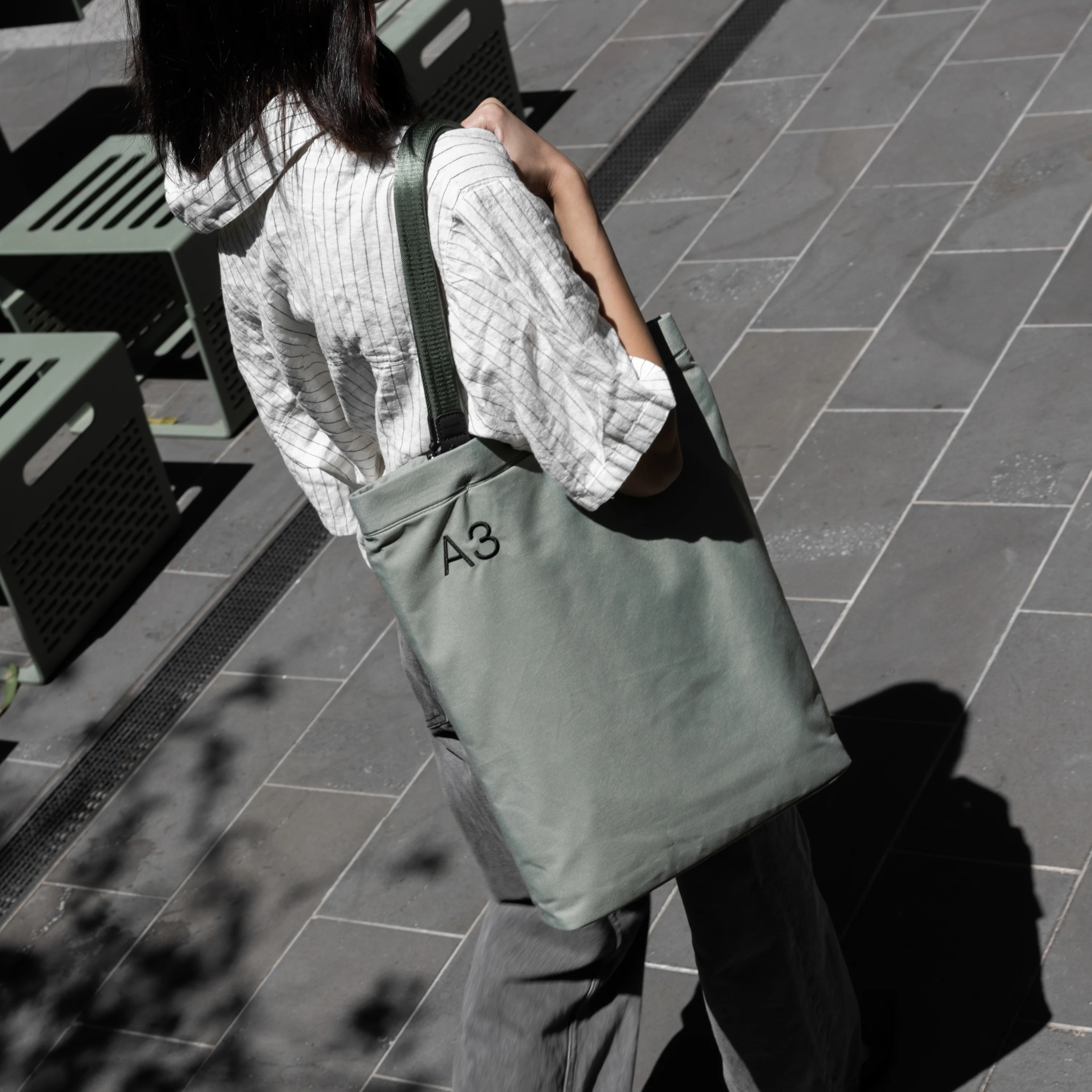 A3 Daily Tote - Image 7