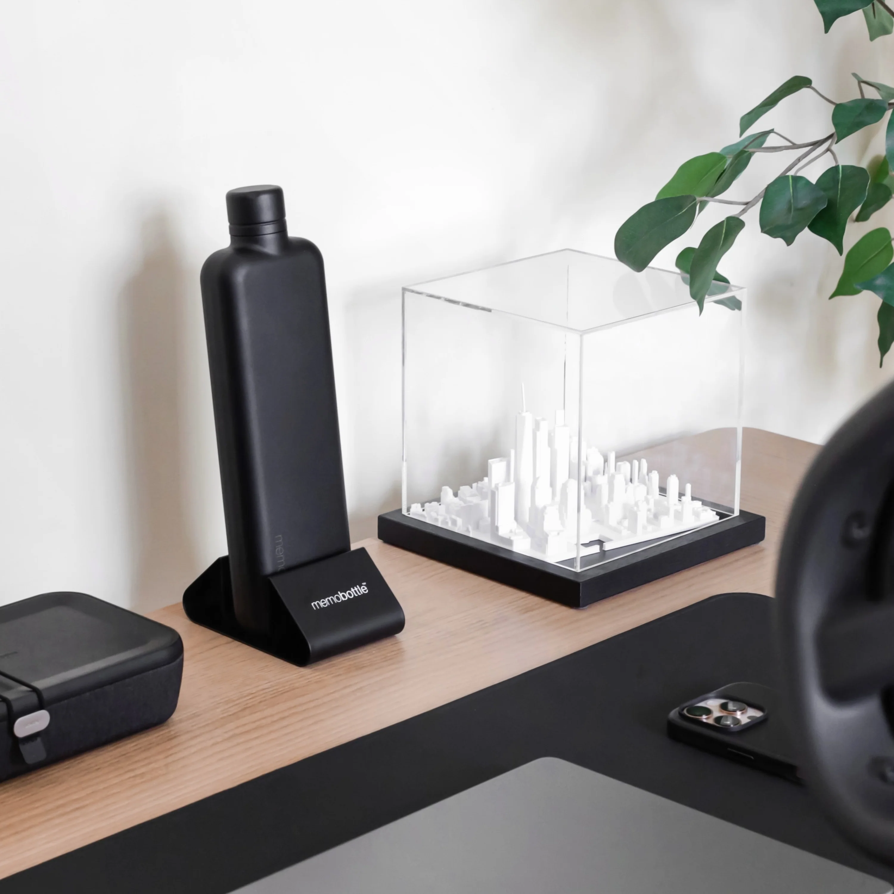 Black Desk Stand (Universal) - Image 4